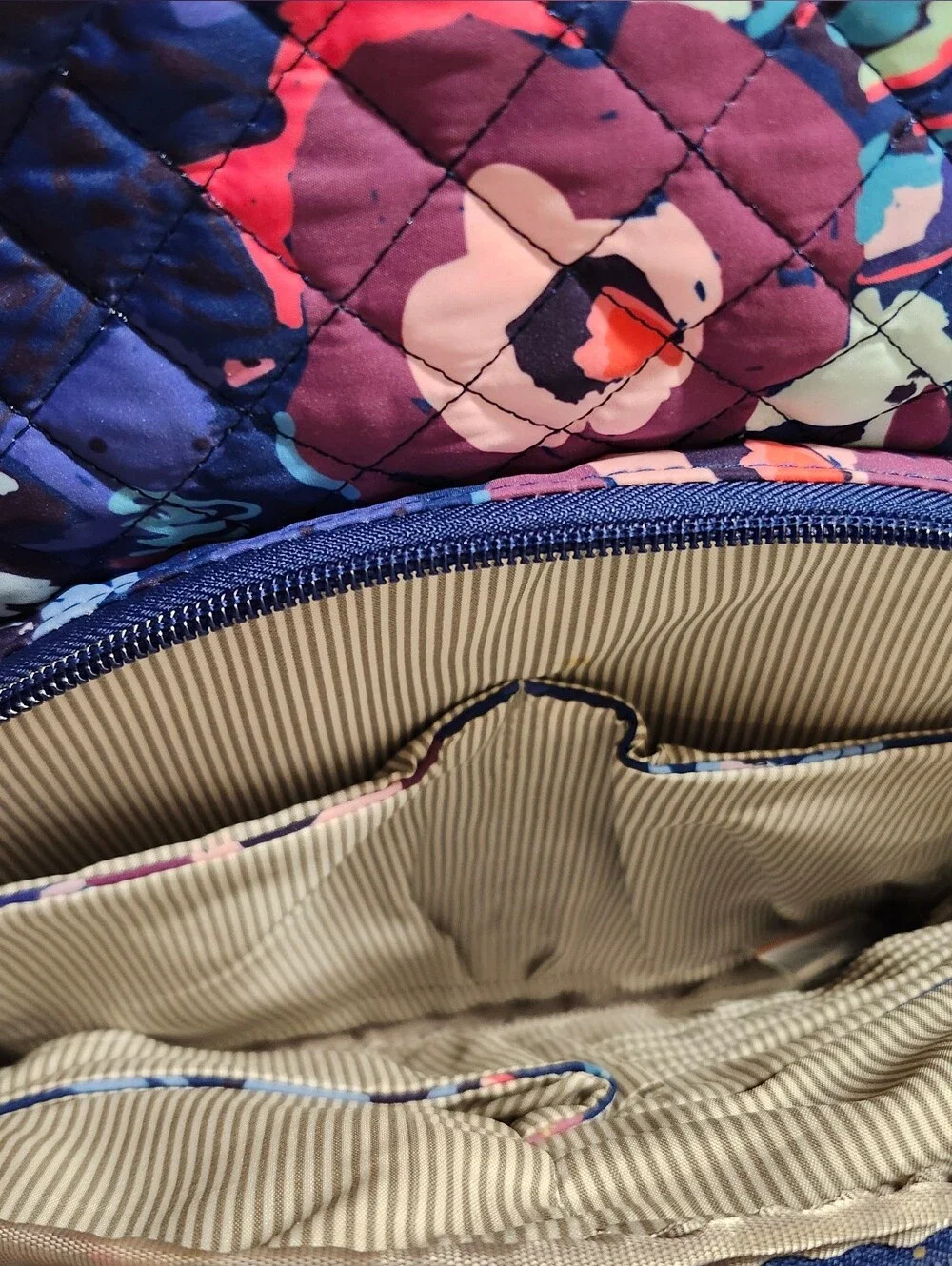 Travelon Anti-Theft Backpack Blue Floral Quilted RFID Travel Bag Organizer